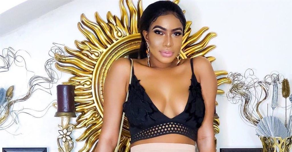L Actrice Chika Ike Exhibe Sa Poitrine Dans Une Nouvelle Photo Sexy